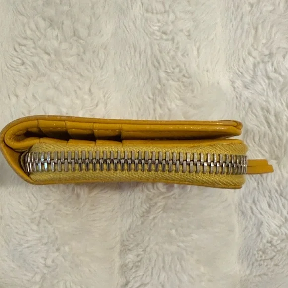 Balenciaga Compact Wallet - Picture 3 of 16